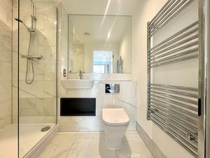 Photo 9- click for photo gallery